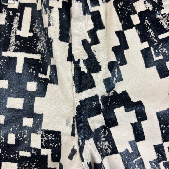 7 for All Mankind Women’s Black/White Coated Printed Abstract Skinny Jeans - 25 - Picture 10 of 12